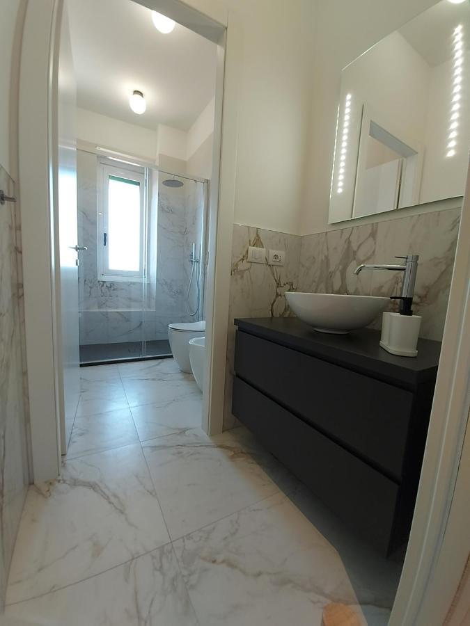 Suite Rent Milan 3 Buitenkant foto